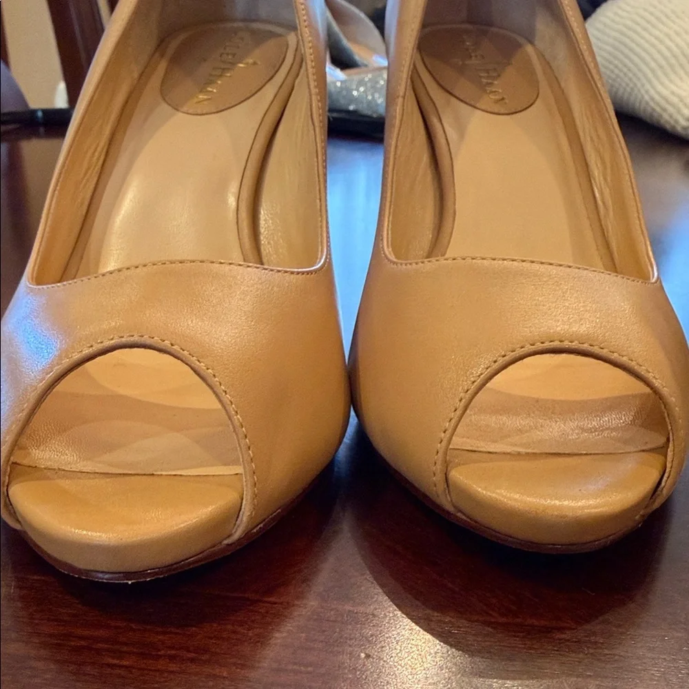 Cole Haan Peep Toe Pumps Nude Tan Leather High Heels Size 6.5B